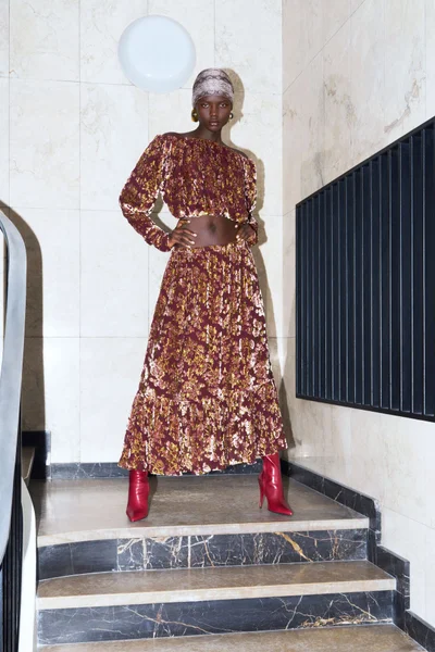 Look 9